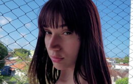 Novinha Gulosa Se Acaba no Boquete Profundo e Entrega a Bucetinha!