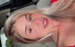 aline novak se masturba com a bucetinha escorrendo até o orgasmo