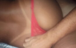 esposa provoca e recebe cachoeira de porra na bunda